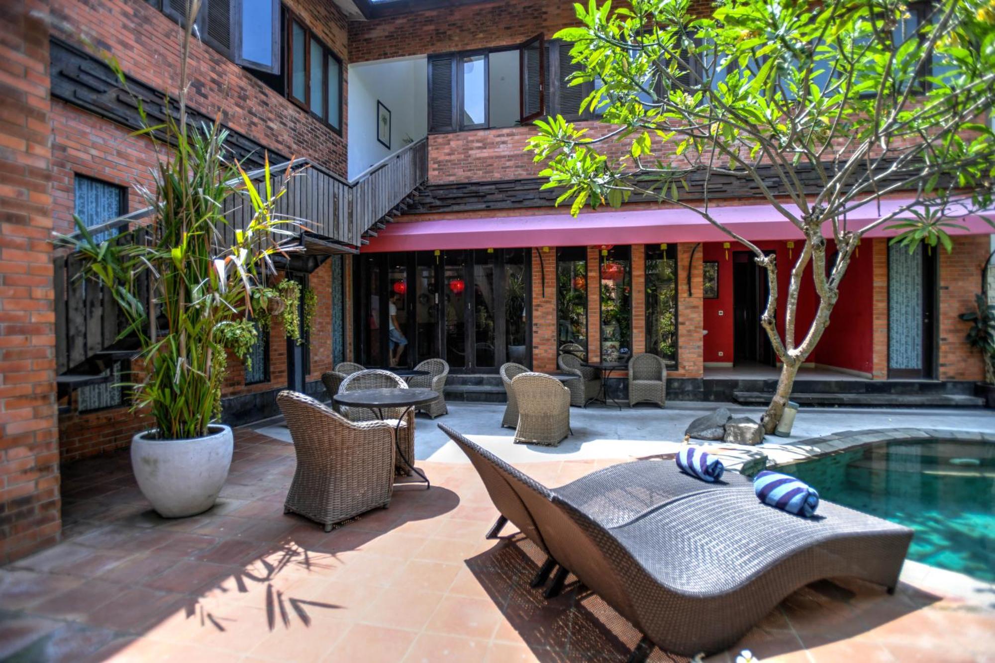 Melo Suites Hotel Seminyak Buitenkant foto